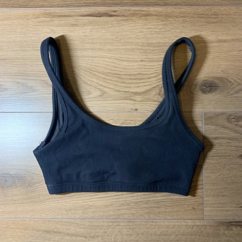aritzia tna black sports bra